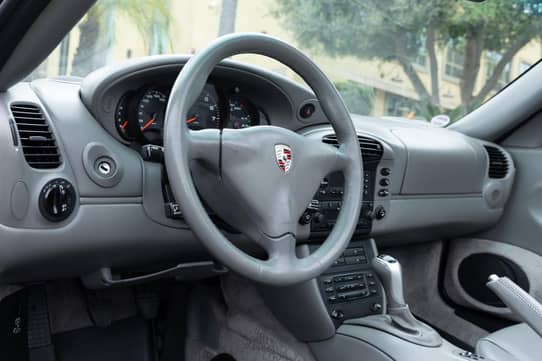 2005 Porsche Cayenne - Image 6